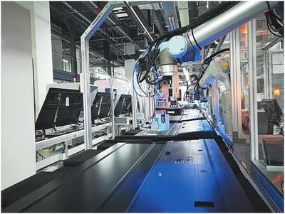 新興科技驅(qū)動(dòng)制造業(yè)升級(jí)，長(zhǎng)虹等制造商與信息技術(shù)咨詢(xún)服務(wù)迎來(lái)黃金十年